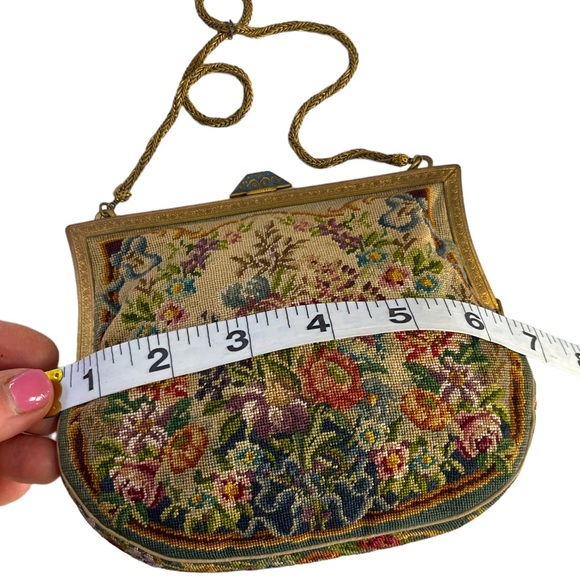Vintage Petit Point Needlepoint Victorian Flowers Garden Purse Evening Bag - Picture 6 of 7